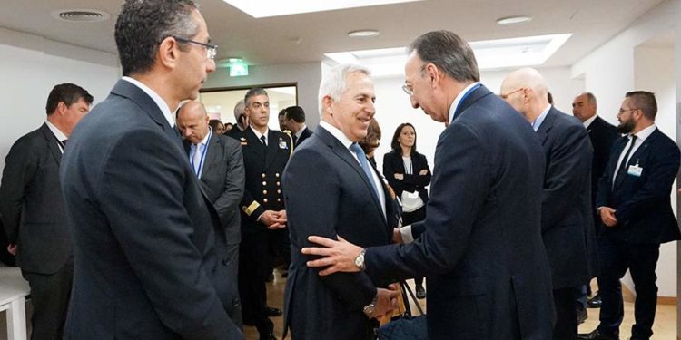 Αποστολάκης: Η προκλητική συμπεριφορά της Τουρκίας αφορά σε ολόκληρη την ΕΕ