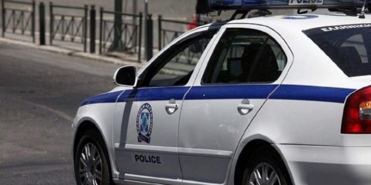 Συνελήφθη 35χρονος για κλοπές από σταθμευμένα οχήματα – Εξιχνιάστηκαν 6 περιπτώσεις