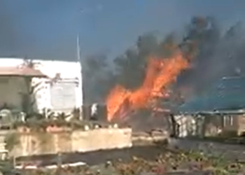 Φωτιά σε οικόπεδο στην Κηφισιά (ΒΙΝΤΕΟ)