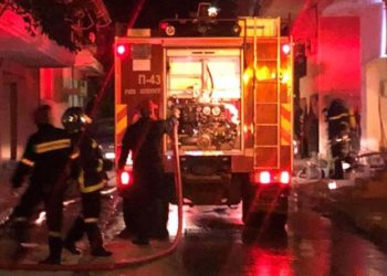 Φωτιά σε διαμέρισμα στην Πλάκα