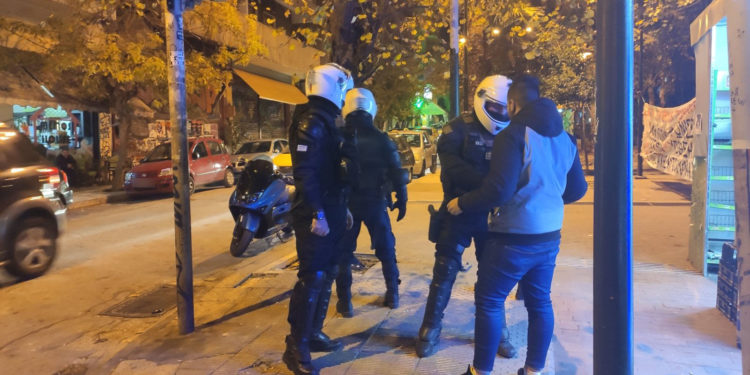 Νέες συλλήψεις στα Εξάρχεια – Τι βρέθηκε στην κατοχή τους (ΦΩΤΟ)