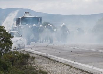 Αποχώρησαν από τη Μυτιλήνη οι άνδρες των ΜΑΤ