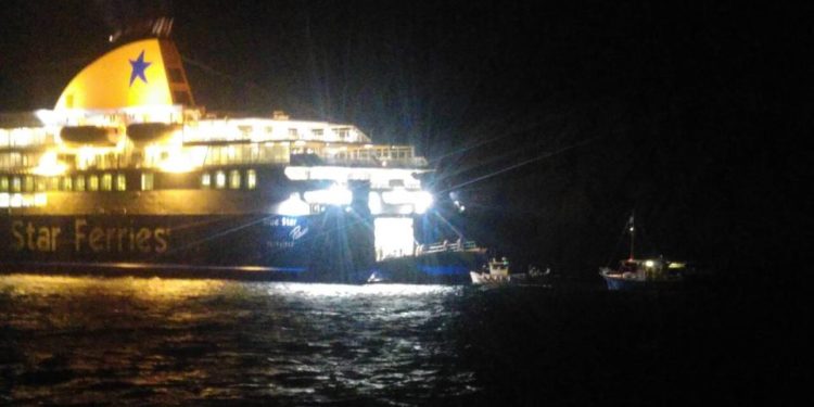 Συναγερμός στο Λιμενικό: Άνθρωπος στη θάλασσα!