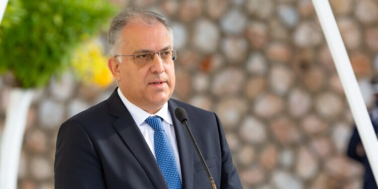 Τι ψάχνει ο Θεοδωρικάκος με την εσωτερική έρευνα για το φονικό στο Πέραμα;