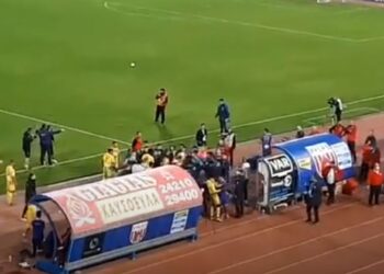 Καταγγέλλουν την ΕΛΑΣ για τα επεισόδια στον αγώνα Βόλος  Άρης – ΒΙΝΤΕΟ