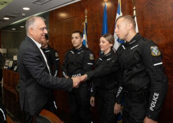 Συγχαρητήρια Θεοδωρικάκου σε στελέχη της ΔΙΑΣ για σύλληψη κακοποιού