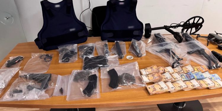 Θρακομακεδόνες: Πώς συνελήφθησαν οι εκτελεστές – Είχαν καλάσνικοφ, αλεξίσφαιρα γιλέκα και 80.000€ – ΒΙΝΤΕΟ – ΦΩΤΟ