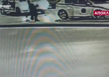 ΒΙΝΤΕΟ ΝΤΟΚΟΥΜΕΝΤΟ από τη στιγμή της σύλληψης του μεθυσμένου οδηγού που τραυμάτισε τον αστυνομικό