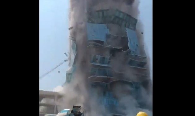 Σεισμός-μαμούθ 7,7 Ρίχτερ στην Μιανμάρ: ΒΙΝΤΕΟ ΝΤΟΚΟΥΜΕΝΤΑ από τη στιγμή που κτίρια καταρρέουν σαν τραπουλόχαρτα