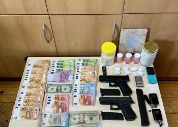 Ρέθυμνο: Συνελήφθησαν 3 άνδρες για διακίνηση κοκαΐνης – Είχαν και όπλα – ΦΩΤΟ