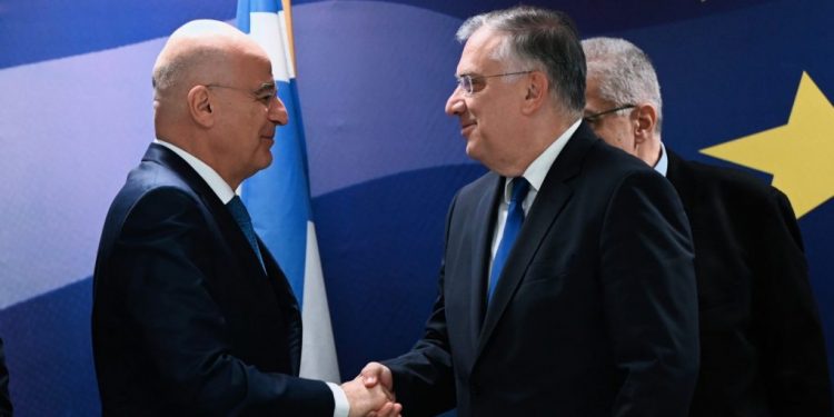 «Θώραξ»: Υπεγράφη η σύμβαση για το νέο υπερσύγχρονο σύστημα για την Εθνική Ασφάλεια – ΒΙΝΤΕΟ – ΦΩΤΟ