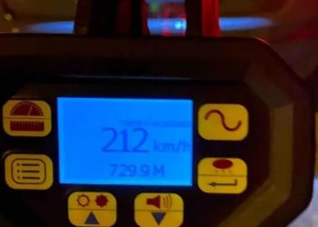 Περιφερειακή Υμηττού: Οδηγός έτρεχε με 212 χιλιόμετρα – Είχε στο αυτοκίνητο και τα 2 ανήλικα παιδιά του – ΦΩΤΟ