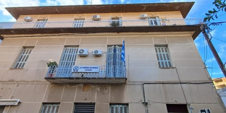 Αξιωματικός της Αστυνομίας Αιτωλίας υπεξαίρεσε 200.000 – «Ξεκίνησε πριν 15 χρόνια» λέει ο δικηγόρος του – ΒΙΝΤΕΟ