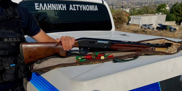 Στοχευμένη αστυνομική επιχείρηση με 11 συλλήψεις σε οικισμό του Ασπροπύργου – ΦΩΤΟ