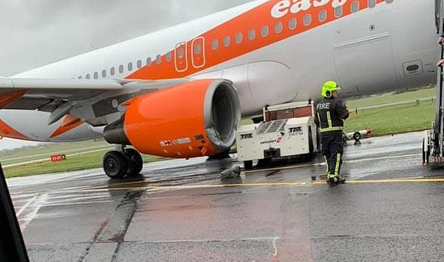 Απείλησε ότι θα ανατινάξει αεροπλάνο για να μην τον επισκεφθούν οι… γονείς του