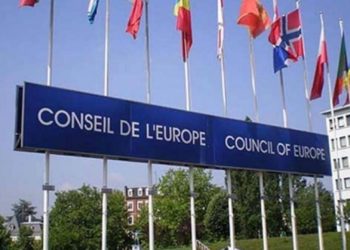 Στο Συμβούλιο της Ευρώπης η καταγγελία της ΕΣΗΕΑ για την επίθεση κατά της δημοσιογράφου Μίνας Καραμήτρου