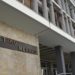 Σύλληψη 4 ατόμων που πέταξαν τρικάκια υπέρ του Δ. Κουφοντίνα στο δικαστικό μέγαρο της Θεσσαλονίκης