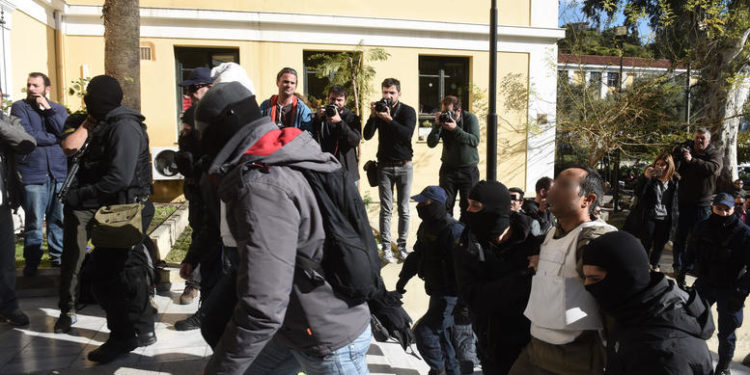 Αθώοι οι 9 Κούρδοι που κατηγορούνταν για τρομοκρατική οργάνωση