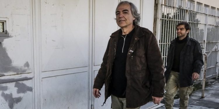 Εξακολουθεί να νοσηλεύεται ο Κουφοντίνας αρνούμενος να δεχτεί τροφή