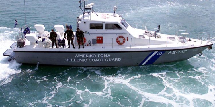 Περισυλλογή μεταναστών βορειοανατολικά του Φαρμακονησίου