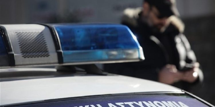 Φθορές σε υποκατάστημα τράπεζας στη Θεσσαλονίκη προκάλεσαν άγνωστοι
