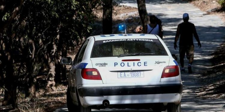 Σύλληψη 27χρονου για παράνομη μεταφορά αλλοδαπών