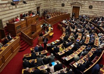 Βουλή: Δεκτό κατά πλειοψηφία, επί της αρχής, το νομοσχέδιο για τις 120 δόσεις