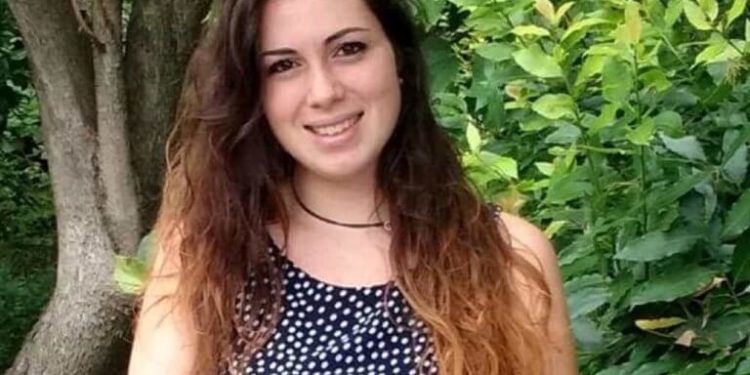 Ανήλικη αρνήθηκε τη χημειοθεραπεία και πέθανε – Καταδικάστηκαν οι γονείς της