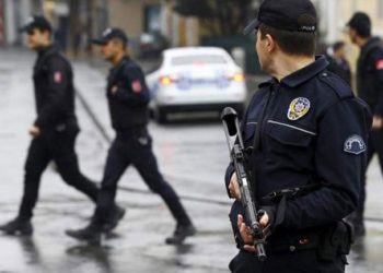 Περισσότεροι από 6.000 μετανάστες έχουν συλληφθεί στην Κωνσταντινούπολη τις τελευταίες δύο εβδομάδες