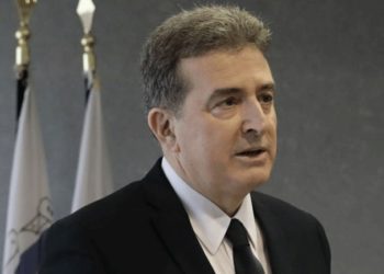 Ο Μιχάλης Χρυσοχοΐδης στο Κέντρο Επιχειρήσεων του Πυροσβεστικού Σώματος