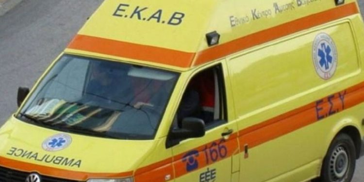 Αλεξανδρούπολη: 4 τραυματίες από ανατροπή οχήματος που μετέφερε πρόσφυγες
