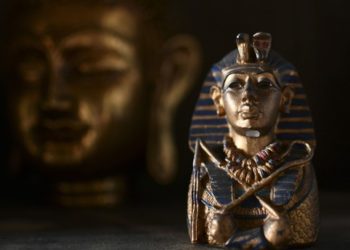 Το Κάιρο ζητεί από την Interpol να εντοπίσει μια κεφαλή του Τουταγχαμών