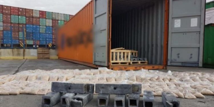 Οι ελληνικές αρχές κατέσχεσαν στον Πειραιά την μεγαλύτερη ποσότητα παγκοσμίως του «χαπιού των τζιχαντιστών»