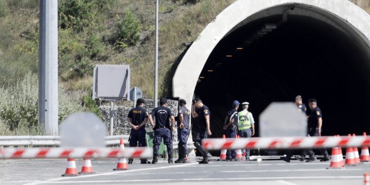 Συνελήφθη 45χρονη για παράνομη μεταφορά αλλοδαπών στη Θεσσαλονίκη
