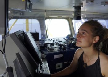 Ιταλία: Η Καρόλα Ρακέτε ενώπιον δικαστηρίου