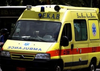Γλυφάδα: Τροχαίο με εγκλωβισμό στην παραλιακή