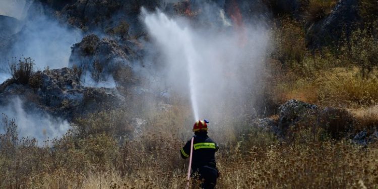 Σύλληψη 64χρονου για την πυρκαγιά στα Μέγαρα