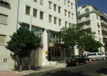 Επίθεση σε αστυνομικούς στην Γερμανική Πρεσβεία