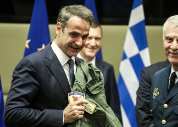 Η ερώτηση που ΔΕΝ έκαναν οι Αρχηγοί στον πρωθυπουργό αναζητά επείγουσα απάντηση