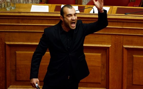 Διαλύεται η Χρυσή Αυγή: Παραιτήθηκε (και) ο Ηλιόπουλος