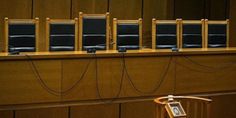 Δολοφονία σωματοφύλακα στο Αιγάλεω: Στη φυλακή η συζυγοκτόνος