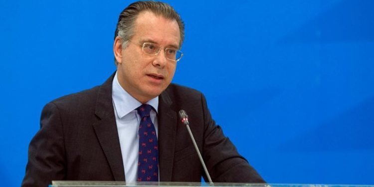 Κουμουτσάκος: Οι δηλώσεις Τσαβούσογλου δεν αφορούν στην Κοινή Δήλωση ΕΕ-Τουρκίας