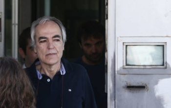 Κουφοντίνας: “πολιτική” και υποκινούμενη η απόφαση του Δικαστικού Συμβουλίου.