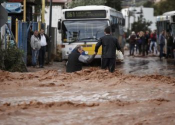 Η ώρα της απολογίας για τις φονικές πλημμύρες στη Μάνδρα