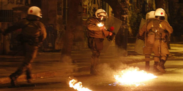 Tα… συνήθη επεισόδια τα ξημερώματα στην Πατησίων