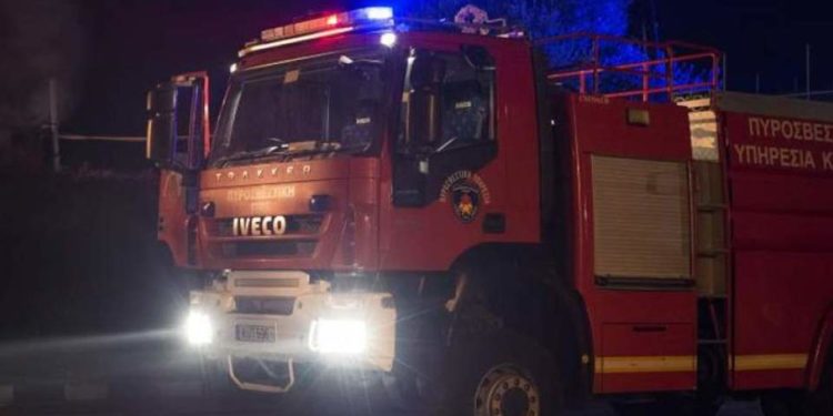 Νεκρή εντοπίστηκε ηλικιωμένη κατά τη διάρκεια κατάσβεσης πυρκαγιάς στο Ναύπλιο