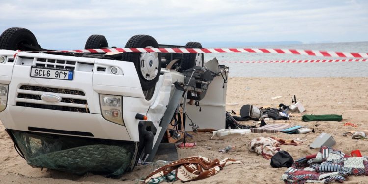Θεομηνία στη Χαλκιδική: Έξι νεκροί και ένας αγνοούμενος – Σε κατάσταση έκτακτης ανάγκης – Χρυσοχοΐδης: «Θρηνούμε νεκρούς»