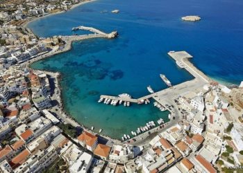 Τον μαχαίρωσε εννιά φορές και προσπάθησε να διαφύγει κολυμπώντας