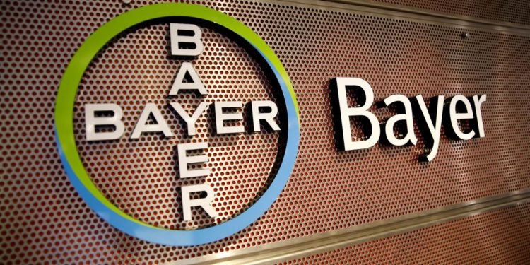 Η Bayer αντιμετωπίζει περίπου 18.400 προσφυγές στη δικαιοσύνη στις ΗΠΑ για την γλυφοσάτη