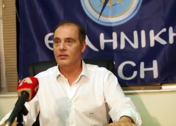 Στον εισαγγελέα ο υποψήφιος βουλευτής της «Ελληνικής Λύσης» Θανάσης Νασίκας μετά από μήνυση του Κυριάκου Βελόπουλου